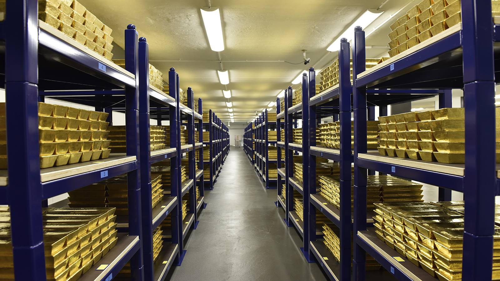 Gold price rally extends with bulls eyeing 50-day SMA ahead of FOMC minutes