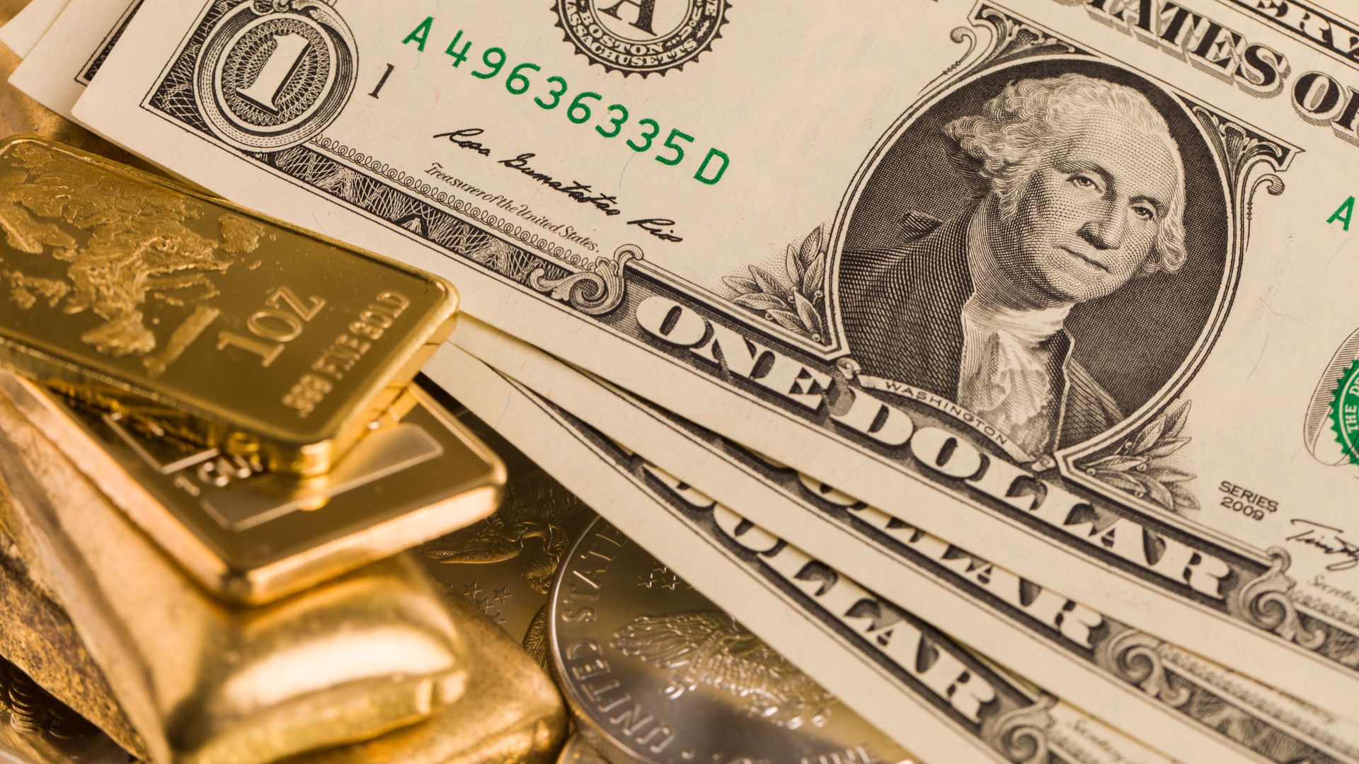 Central banks are driving the gold rally as they find new reasons to de-dollarize – Bloomberg strategist Simon White