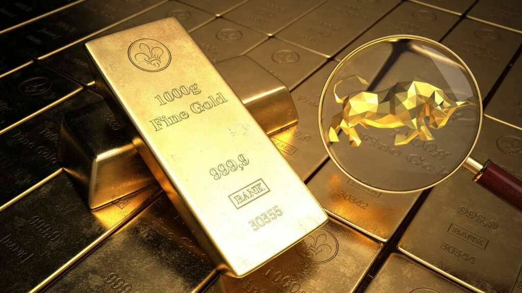 How Buying Gold Can Stabilize Your Portfolio in 2025