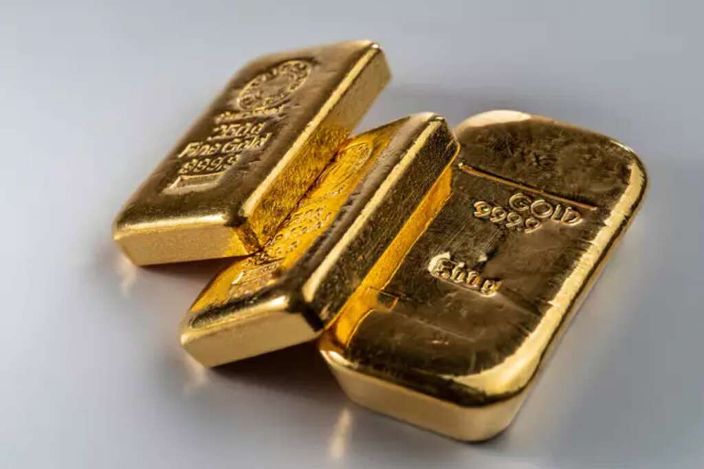 Gold (XAUUSD) & Silver Price Forecast: XAU Eyes $3,340 Breakout, XAG Clings to Support