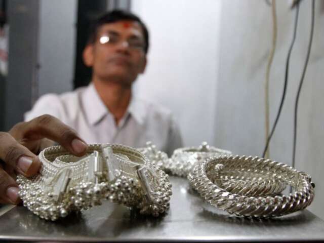 India Unleashes Silver as Bank Collateral with 10:1 Gold-Silver Ratio, Boosting Global Money Role