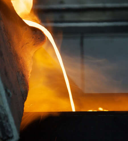 Gold Price Holds Firm Above $4,000