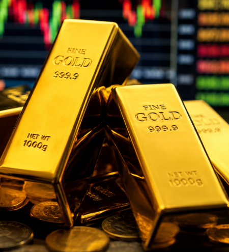 Gold Rebounds as Falling US Bond Yields Fuel Fresh Buying