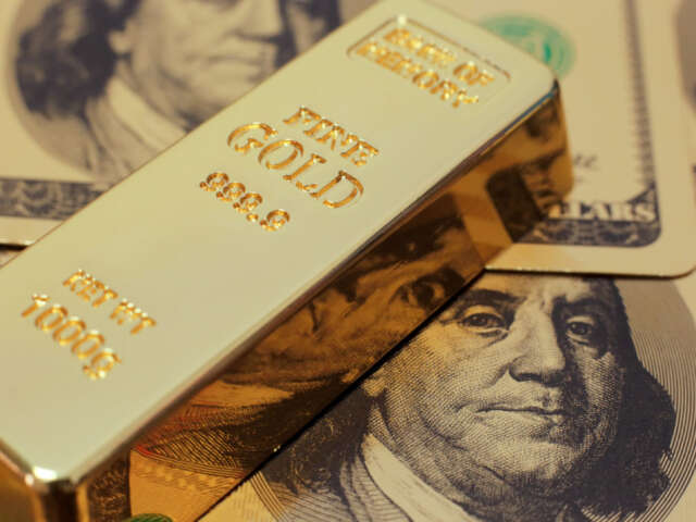 Debt cycle points to stronger case for gold price: Sprott
