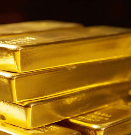 Gold price climbs as pause in Mideast fighting curbs inflation risk