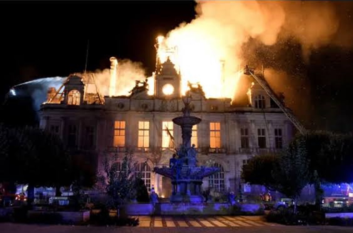 The Debt Crisis Behind the French Headlines